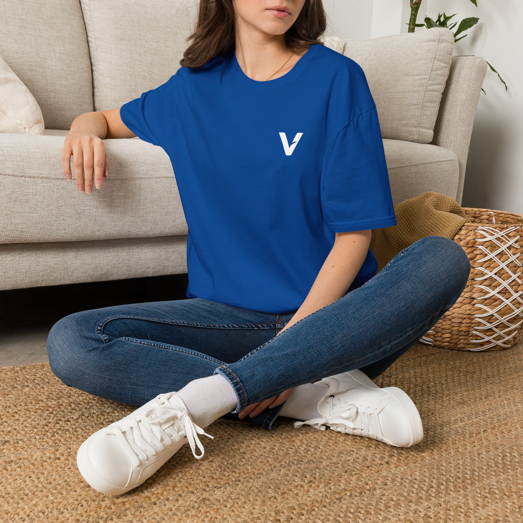 Vejdi™️ Minimalist V-Logo Unisex Crewneck Tee — Heavyweight Premium Cotton